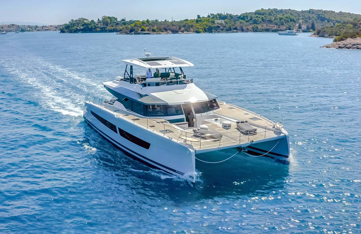 Hawaii Luxury Yacht - Fountaine Pajot